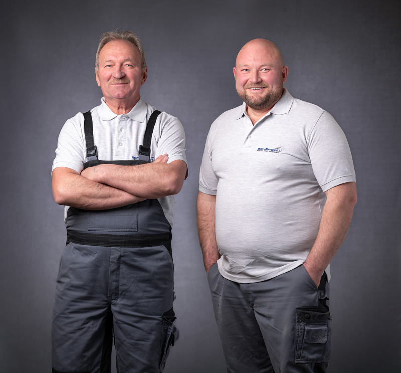 Mitarbeiter der Montageteams